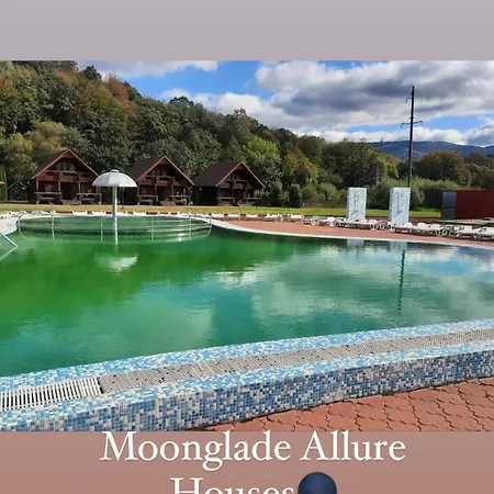 Moonglade Allure Houses Polyana  Exterior photo